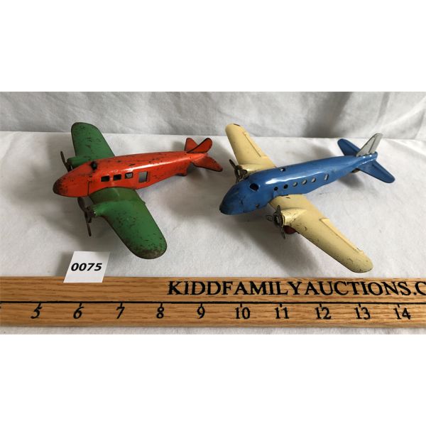 LOT OF 2 - VINTAGE TIN AIRPLANES - 6 INCH