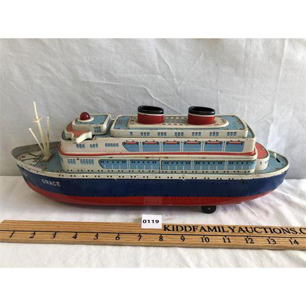 MODERN TOYS BATTERY OP. TIN BOAT