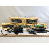 LOT OF 5 - HO SCALE LIFE LIKE BRAND TRAIN CARS W/ TRACK