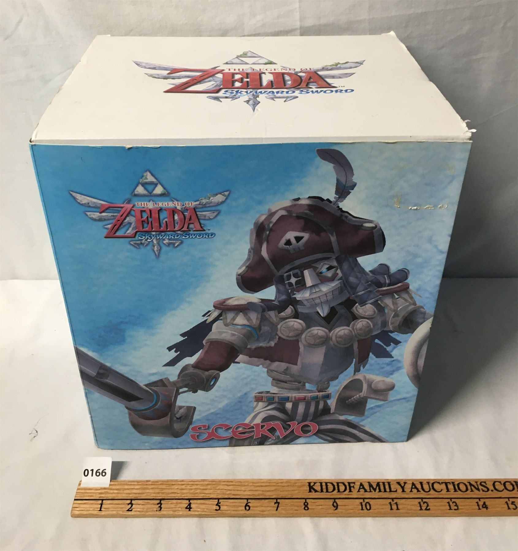 ZELDA SKYWARD SWORD SCERVO FIGURE