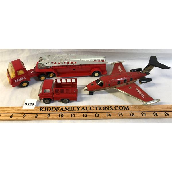 LOT OF 3 - TONKA LADDER TRUCK, AIRPLANE AND MARX MININ TRUCK