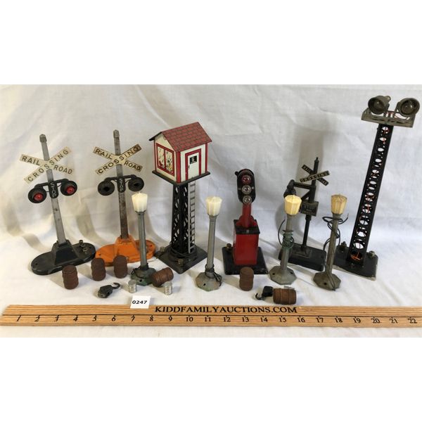 JOB LOT - MISC MODEL TRAIN ACCESSORIES