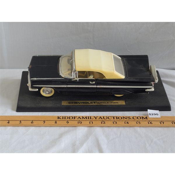 MOUNTED CHEVROLET IMPALA 1959 DIE CAST