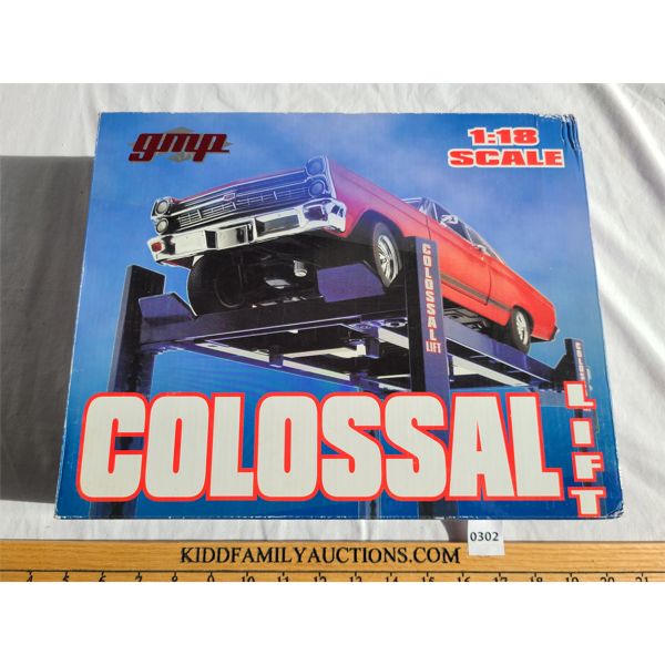 GMP COLOSSAL LIFT 1:18 - NEW