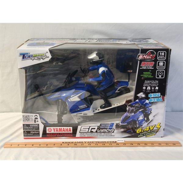1/6 SCALE YAMAHA SR VIPER RC SKIDOO - NEW
