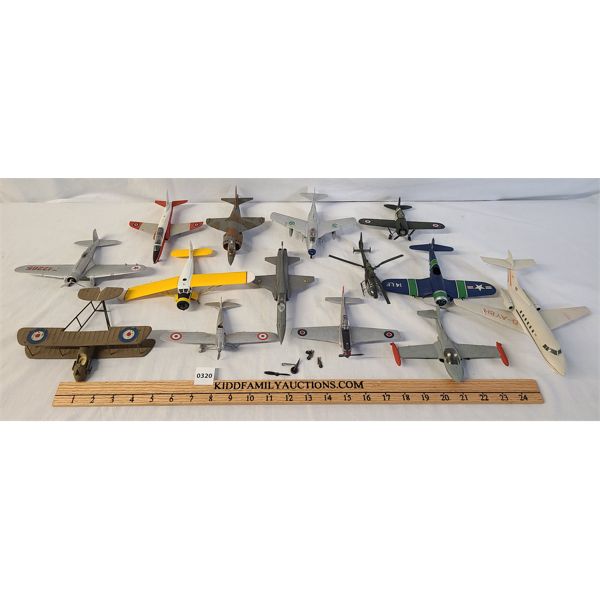 JOB LOT - LARGE QTY BUILT AIRPLANE MODELS