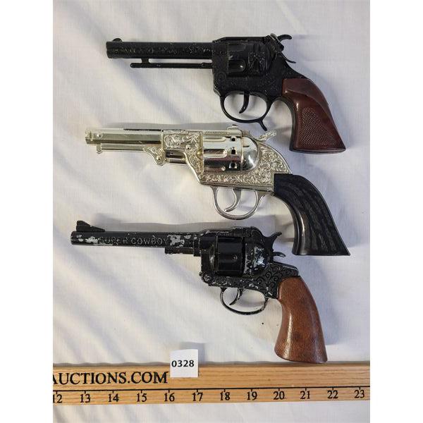 LOT OF 3 - METAL AND PLASTIC TOY GUNS - COYOTE, SUPER COWBOY AND TOOTSIE TOY