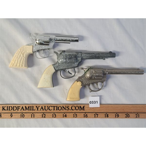 LOT OF 3 - METAL AND PLASTIC TOY GUNS - BUFFALO BILL, RANCHER AND KUSAN INC