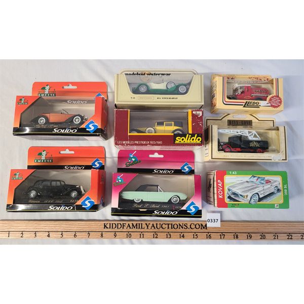LOT OF 8 - MISC COLLECTOR CARS - AS NEW