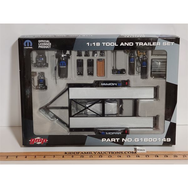 MOPAR 1:18 SCALE TOOL AND TRAILER SET - AS NEW