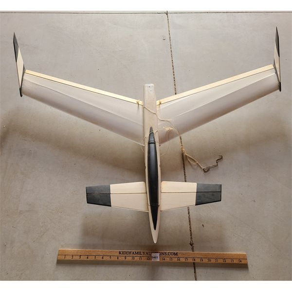 LARGE TRI-STAR AIR CANADA PLANE - 46in WINGSPAN