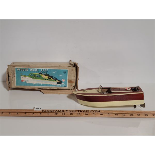 RICO BATTERY OPERATED WOODEN MODEL BOAT W/ ORIGINAL BOX