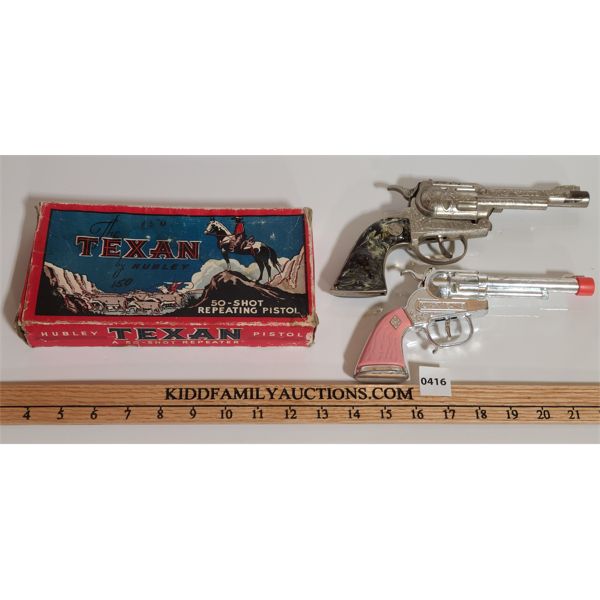 LOT OF 2 - METAL AND PLASTIC TOY GUNS - TEXAN JR AND OTHER