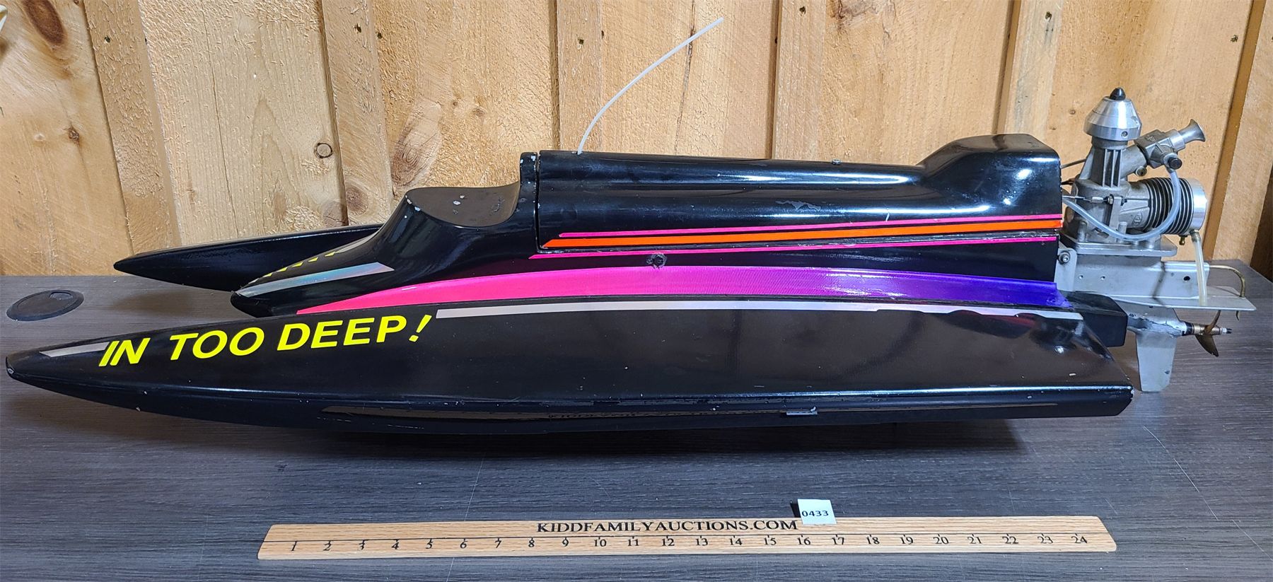 IN TOO DEEP RC GAS POWER SPEED BOAT - 42in LONG