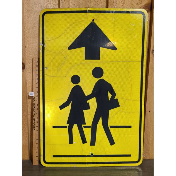 METAL SCHOOL CROSSING SIGN - 24 x 35.5in