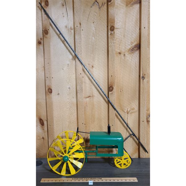 METAL TRACTOR GARDEN WHIRLIGIG W/ STAND