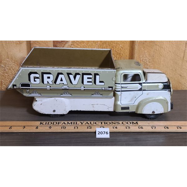 MARX TIN SAND / GRAVEL TOY TRUCK - 13.5in LONG