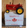 Image 1 : MASSEY HARRIS 33 1:16 SCALE DIECAST TRACTOR