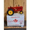 Image 2 : MASSEY HARRIS 33 1:16 SCALE DIECAST TRACTOR