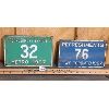 Image 1 : LOT OF 2 - 1967 TORONTO METRO REFRESHMENT VEHICLE LICENSE PLATES 