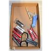 Image 1 : FLAT OF 10 KNIVES AND MULTI-TOOLS