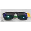 Image 1 : PAIR OF NEW SPY SUNGLASSES