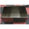 Image 1 : METAL LIDDED BIN WITH 2 HANDLES