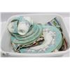 Image 1 : 17PC WEDGEWOOD 'BUXTON' BONE CHINA