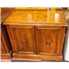 Image 2 : WOODEN CHINA CABINET/DINING HUTCH WITH END TABLE