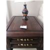 Image 7 : Vintage Coffee Table w/ 2 x Kroehler End Tables and 2 x Lamps