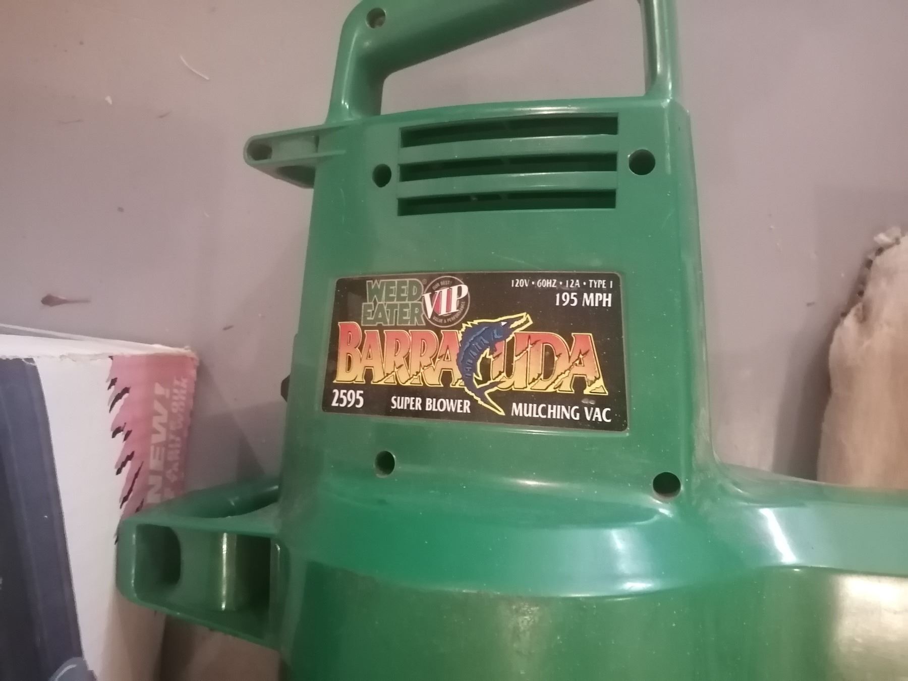 Weed Eater Barracuda Super Blower Electric Mulching Vac (No Cord