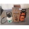Image 1 : Flomaster Sprayer (Model No. 1962HD) and Mastercraft 1.5 Gallon Sprayer