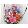 Image 2 : GIFT BASKET