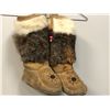 Image 2 : Pair of First Nations moccasins w/ beads & rabbit fur accents
