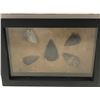 Image 2 : Framed group of 5 Native artifacts - arrow heads