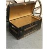 Image 2 : Antique medium size dome top steamer trunk
