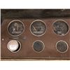 Image 2 : Vintage automobile dashboard instrument panel