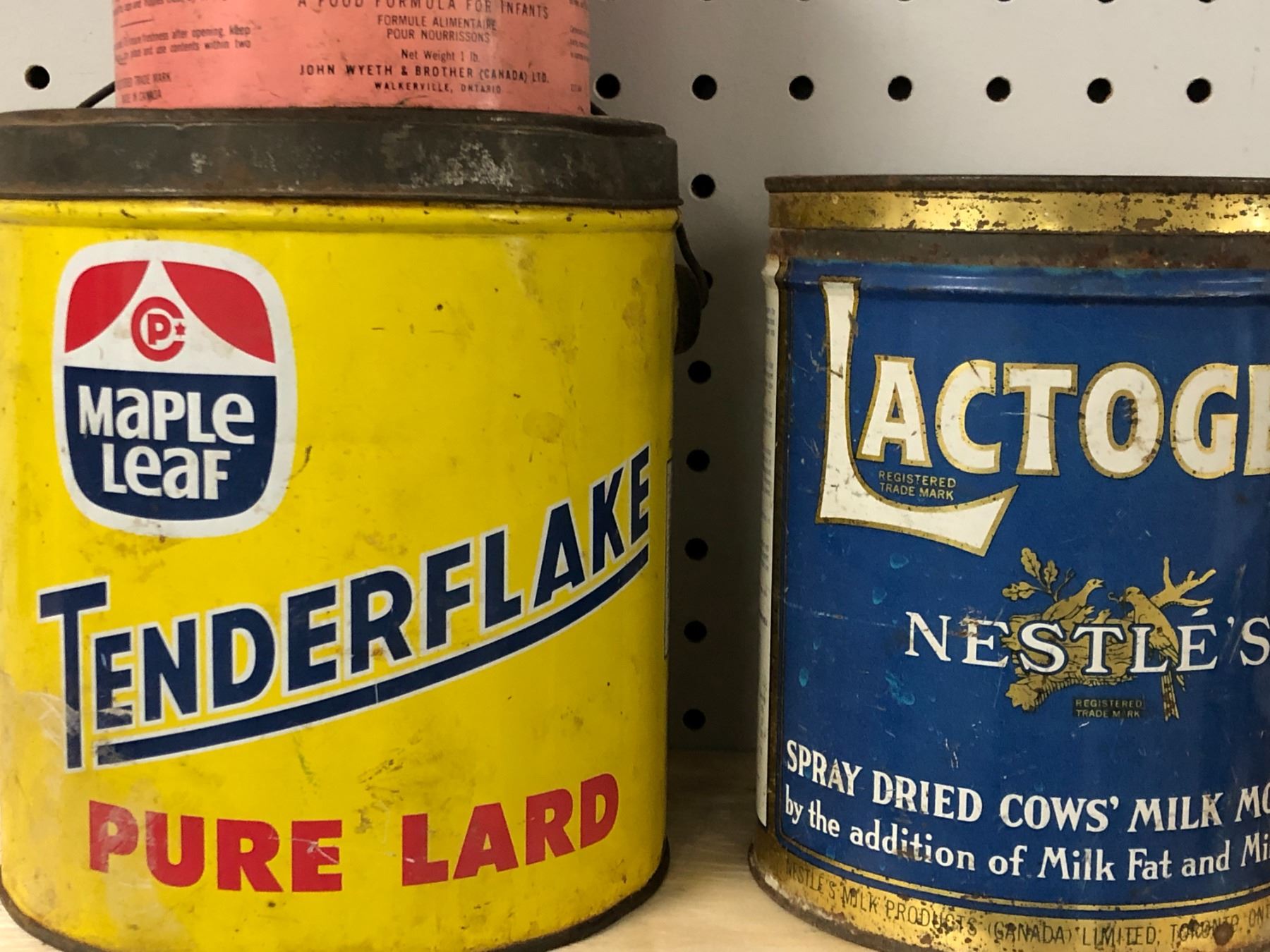 Group of 4 vintage collectors' tins Tenderflake Lard/ Nestle's Dried