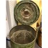 Image 2 : Early 1900s large tin flour bin w/ lid