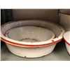 Image 2 : 7 pcs. of antique enamelware - White w/ red trim