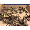 Image 1 : Box of 11 assorted vintage animal leg-hold traps