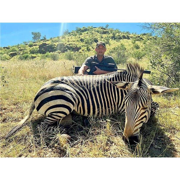 OMUJEVE: 7-Day Plains Game Safari for Two Hunters and Two Non-Hunters in Namibia - Includes Trophy F