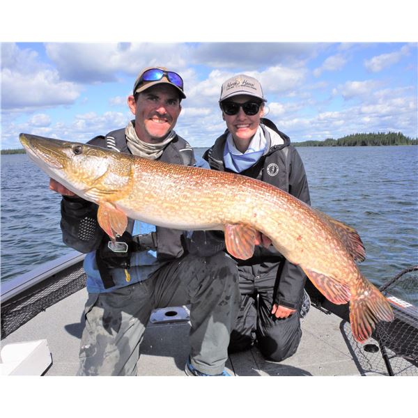 NORTH HAVEN: 4-Day Fishing Adventure for Two Anglers in Manitoba, Canada