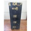 Image 6 : Hartman Cushion Top Wardrobe Trunk- 40"W X 16"H X 21"D