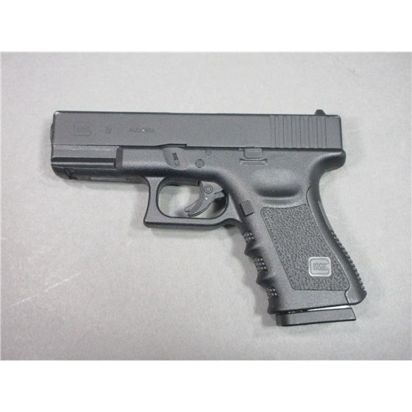 Glock Model 19 Semi-Automatic BB Pistol- .177- 4" Barrel- Great Condition- #NA