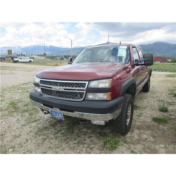 2007 Chevy Duramax 2500 HD 4WD Pick Up- Runs And Drives Good- I Think The Head Gasket Is Blown As It