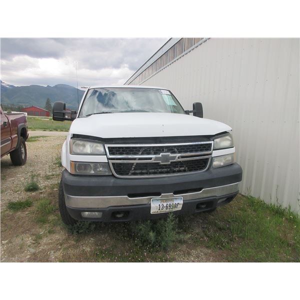 2006 Chevy 2500 HD 4WD Pick Up- Vortec Engine- 399440 Miles- Runs And Drives Good- Seems...