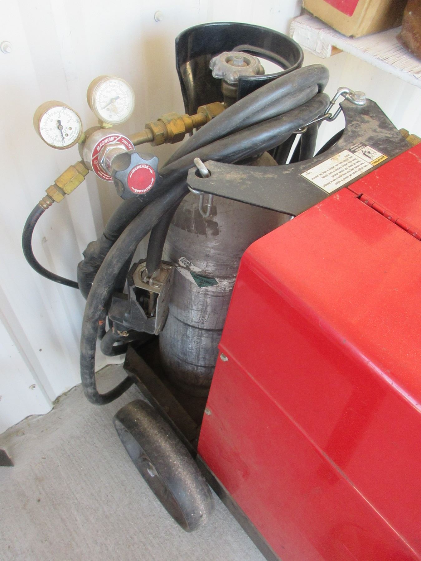 Lincoln Idealarc SP250 Wire Feed Welder 240V Lots Of Welding