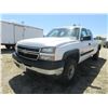 Image 6 : 2007 Chevy 2500 HD Pickup- 2WD- 29244 Miles- Automatic- Pretty Clean Interior- AC Works- Club Cab
