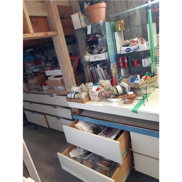 Assortment of Crafting Materials &  Crafts Books/Magazines plus more. Cat A.